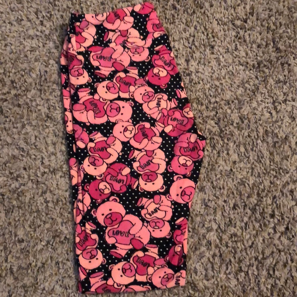 Valentines Lularoe leggings